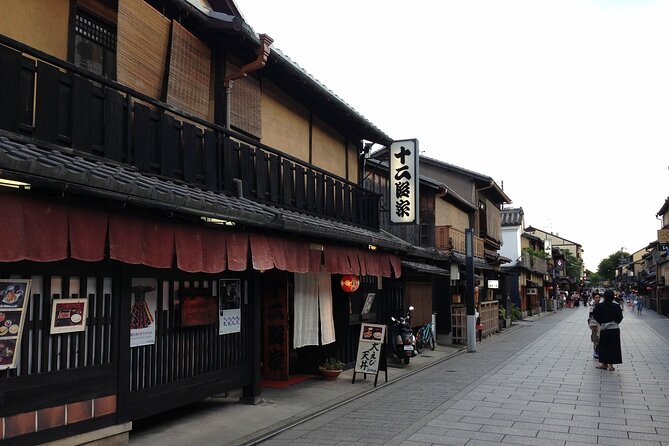 Private Full Day Tour in Kyoto With a Local Travel Companion - Directions for Booking a Tour