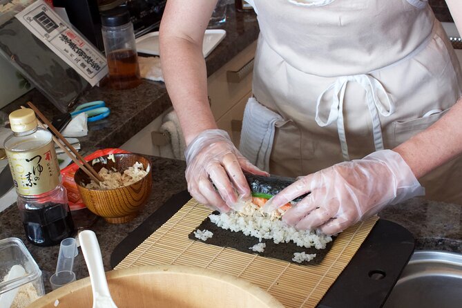 3-Hour Shared Halal-Friendly Japanese Cooking Class in Tokyo - Halal-Friendly Features