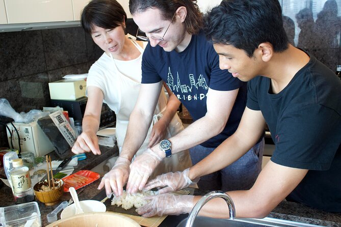 3-Hour Shared Halal-Friendly Japanese Cooking Class in Tokyo - Reviews and Ratings