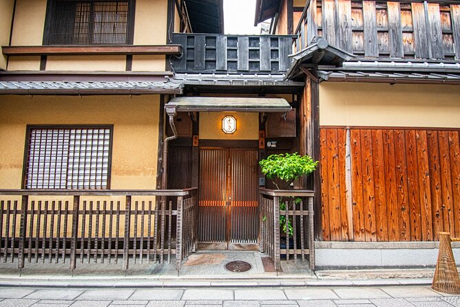 Private FOOD Walking Tour in Kyoto City Highlight Exploration - Booking and Cancellation Policies