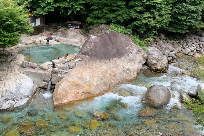 Shirakawago(Unesco World Heritage)/ Onsen / Hiking / 1day Tour - Customer Support