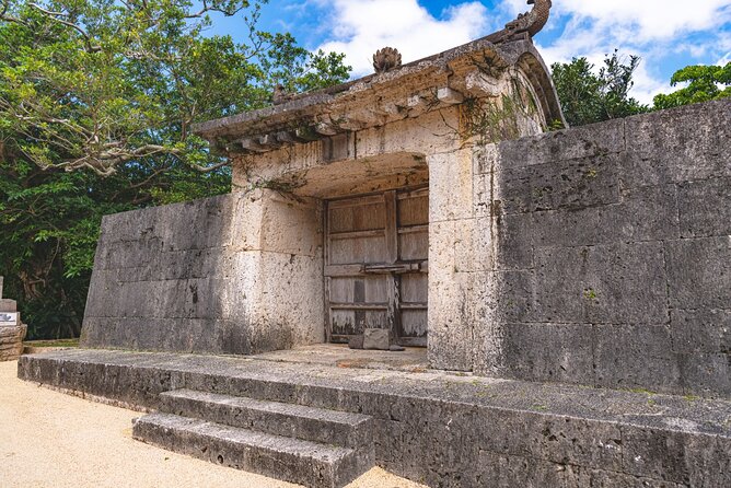 Okinawa Opera Night in Nakagusuku Castle With City Bus Tour - Frequently Asked Questions