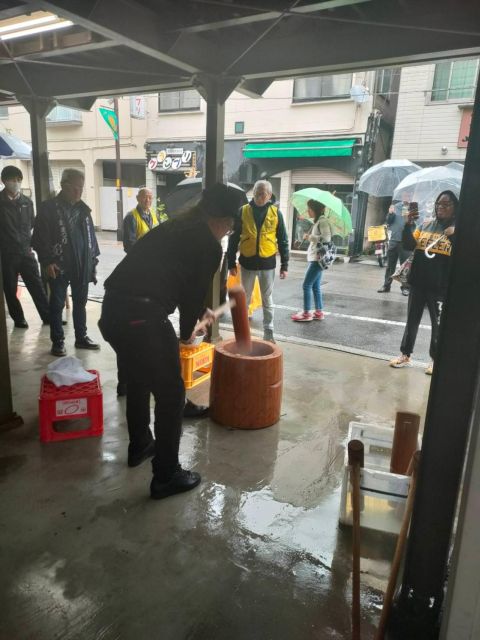Tokyo Old Town Nostalgia Private Food Tour Of Yanaka Ginza - Exploring Yanaka Ginza Streets
