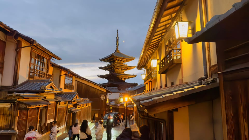 Ultimate Kyoto Walking Tour: Gion, Pontocho Yasaka & Secrets - Frequently Asked Questions