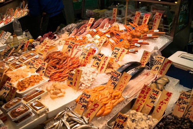 Private Fushimi Inari Sightseeing and Nishiki Food Tour - Itinerary Details