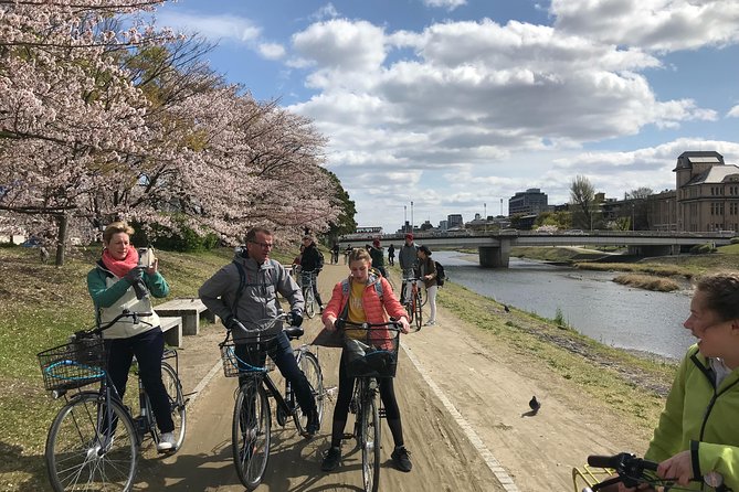 Cycle Kyotos Hidden Gems & Gion Stroll - Meeting and Pickup Information