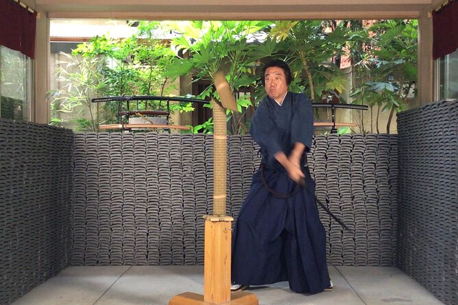 Samurai Sword Experience in Asakusa Tokyo - Just The Basics