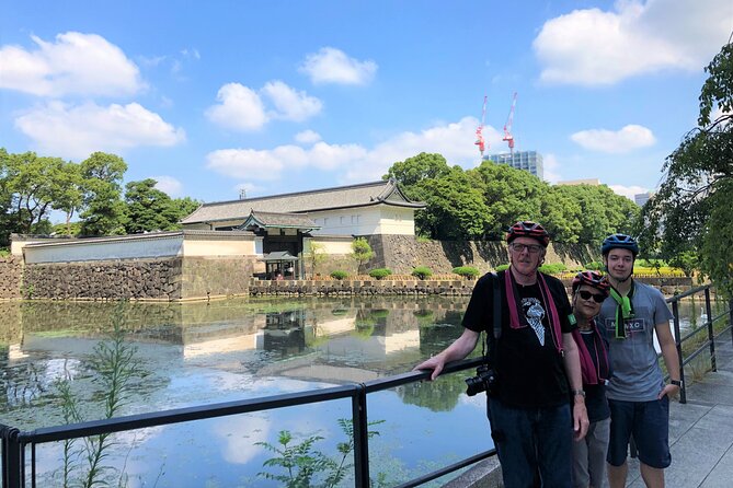 3h Tokyo E-Bike Tour: Hidden Gems, and Local Life with guide - Tsukiji Outer Market Stops, Without Turning It Into a Food Marathon