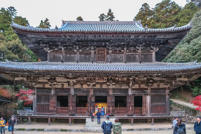 A Tour to Visit Himeji's Popular Destinations in a day! - Koko-en Garden: castle views through Japanese garden design