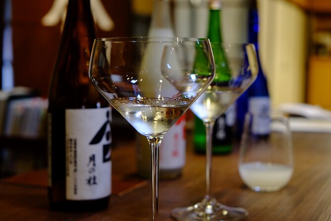Advanced Kyoto Insider Sake Tasting Experience - Why microorganisms and local wood show up in a sake tasting