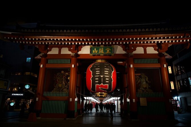 Asakusa Night Evening Walking Tour with English-Speaking Guide - Sensō-ji Temple after crowds: what you will see and what may be closed