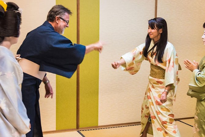 Authentic Geisha Performance with Dinner in Tokyo - Who This Experience Is Best For