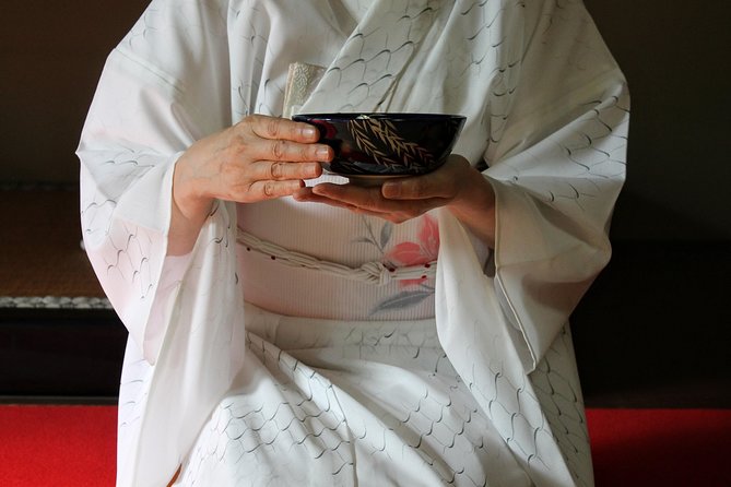 Authentic Kyoto Tea Ceremony: Camellia Flower Teahouse - The Seasonal Sweet, Room Meaning, and Etiquette Details You Might Remember
