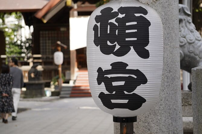 Authentic Sapporo: Nijo Market Seafood Lunch & Local History Tour - Setting the tone at Sapporo Clock Tower and City Hall