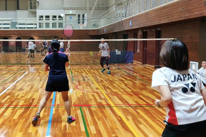Badminton in Osaka & Kyoto with Locals! - What happens inside the gyms: courts, queues, and shower access