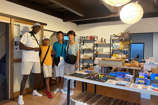 Become a local! A Walking Tour of Arts, Crafts & Onsen Culture - Quick hits on arts, crafts, and everyday culture