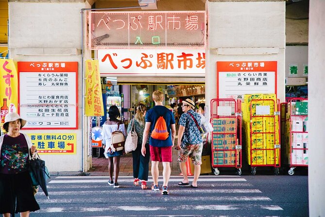 Become a local! A Walking Tour of Arts, Crafts & Onsen Culture - Onsen culture without an onsen building visit