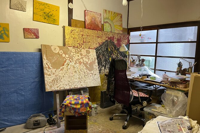 Become a local! A Walking Tour of Arts, Crafts & Onsen Culture - Price and value: why $59.30 can make sense here