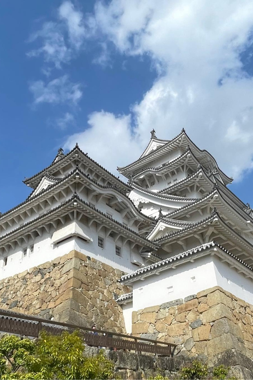 Best of Himeji Castle: 3hr Tour with Licensed Guide - Himeji Castle in Motion: 105 Minutes That Put Defenses Into Context