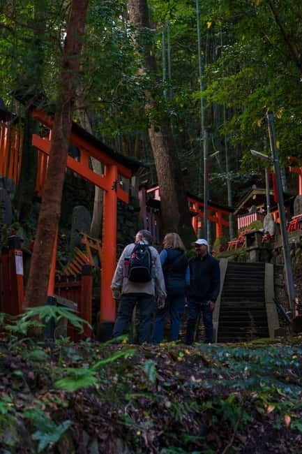 Best of Kyoto: Red Gates of Fushimi Inari & Kiyomizu Temple - Higashiyama, Sannenzaka, and Ninenzaka: preserved streets you can actually enjoy