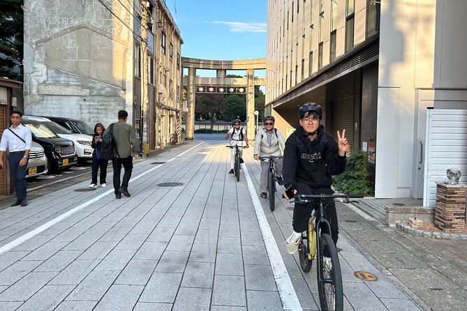 Bike Tour in Fukuoka City【Bike is Life】Fukuoka " Hakata " Ride - Kushida Shrine: a safety prayer in Hakata’s spiritual center