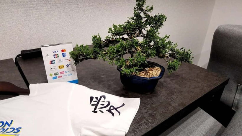 Calligraphy & print your calligraphy on a T-shirt. - Small Group Energy, Big Instructor Attention