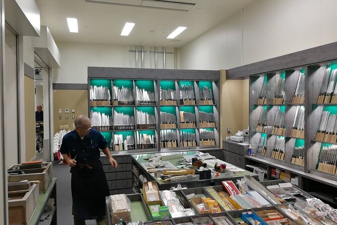 Complete Tuna Auction & Toyosu Fish Market Tour - The sushi at Ichiba sushi: what is included and how breakfast fits in