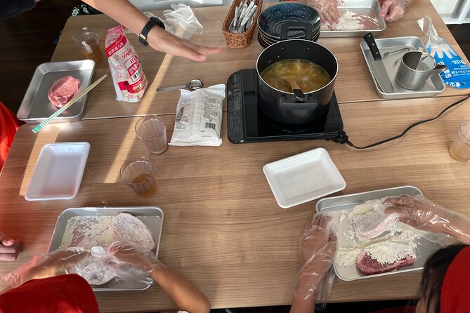 Cooking Ramen&Gyoza/KatsuCurry/Bento/Okonomiyaki+Store Tour@Osaka - Logistics that keep it simple, including weather reality