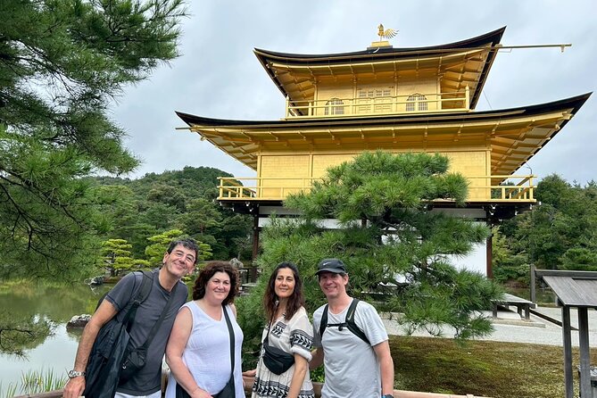 Crowd-Free Kyoto: Fushimi Inari, Nijo Castle & Kinkaku-ji - Fushimi Inari-taisha: the Senbon Torii experience before the rush