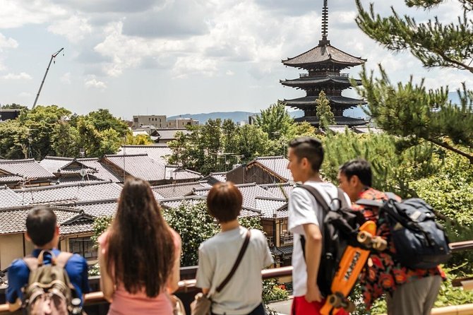 Cruise Stop-Over: Private Custom Day trip to Kyoto from Kobe Port - The food arcade and snack-smart tasting strategy