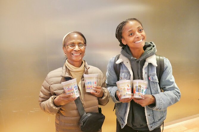 Cup Noodles Museum Guided Tour in Yokohama - Finding your guide fast at the gotcha entrance
