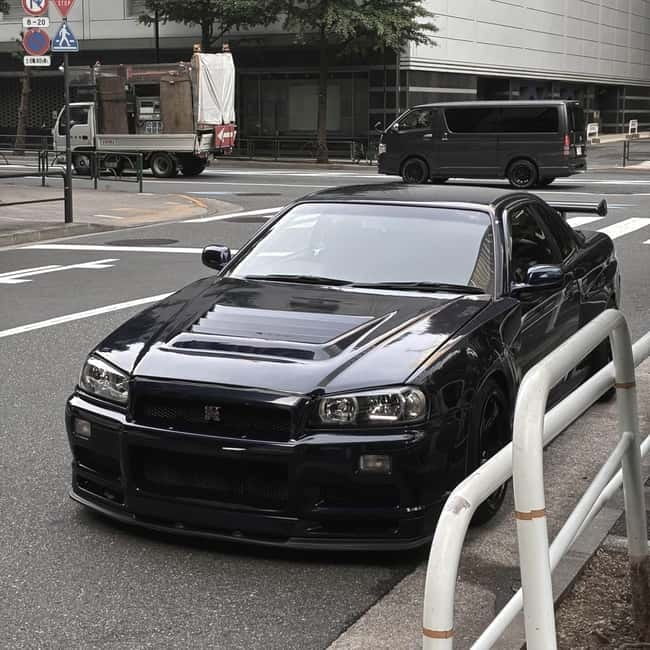 Daikoku: R34 Skyline Night Private JDM Daikoku Experience - The Nissan R34 Skyline ride, plus on-the-go car culture education