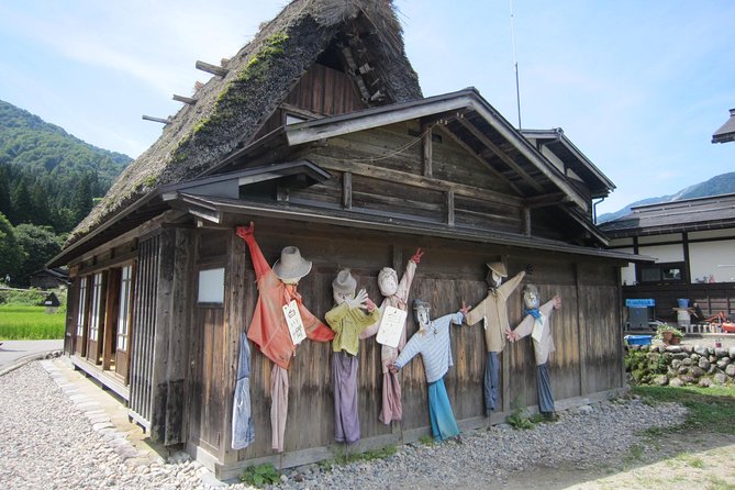 [Day trip bus tour from Kanazawa Station] Weekend only! World Heritage Shirakawago Day Bus Tour - Who should book this, and who might want a different plan