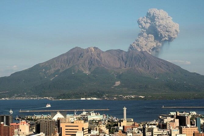 Discover the Wonders of Sakurajima Half Day Tour in Kagoshima - Yunohira Lookout, highest public views with the volcano right there