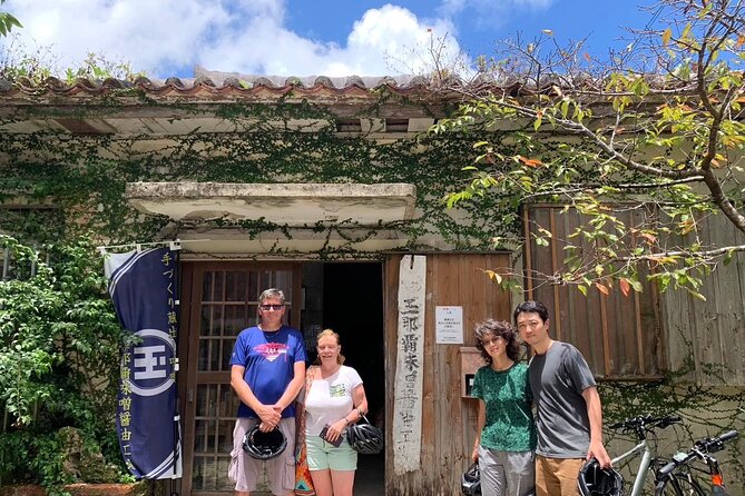 E-Bike Nature Tour in Shuri - Riverside neighborhoods and the rhythm of local life