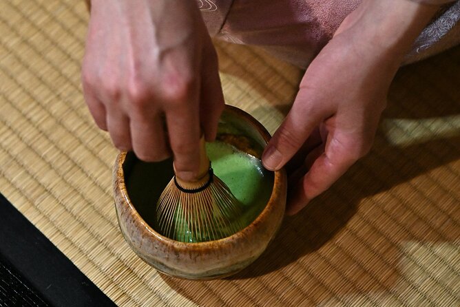 Experience a tea ceremony in an authentic tearoom, in Kyoto! - The sweets and matcha lesson: what you actually learn