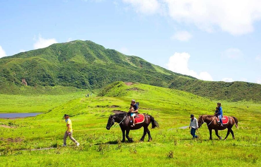 From Fukuoka: Mount Aso, Kurokawa Onsen, and Shrine Tour - Kurokawa Onsen: the village atmosphere before the bath