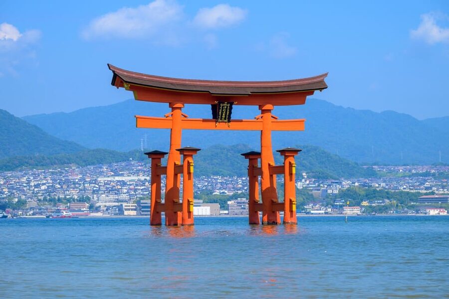 From Hiroshima: Miyajima Island Day Trip with Ropeway Ride - Miyajima From Hiroshima: why it feels like a different world