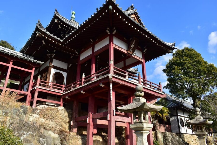 From Hiroshima: Rabbit Island and Takehara Town Tour - Tadanoumi Port and the Ferry to Rabbit Island: From Streets to Sea