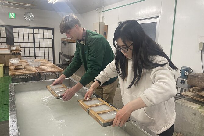 From Kanazawa: Shirakawa-go, Gokayama and Wood Carving Village - Washi paper-making in Ainokura, postcards you make and keep