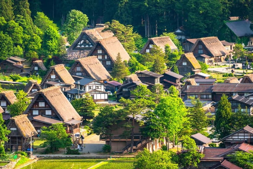 From Nagoya: Gujo, Hida Takayama, and Shirakawa-go Day Tour - The Bus Ride: Long Hours, But You Get a Built-In Plan
