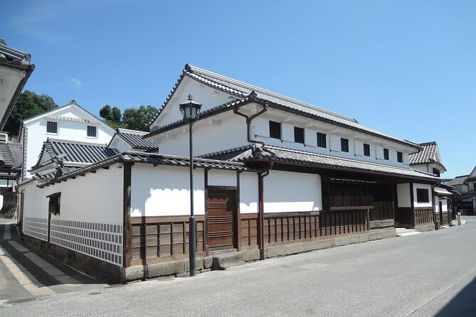 [From Okayama] Okayama & Kurashiki Full Day Tour - Okayama tram ride and Korakuen Garden admission time