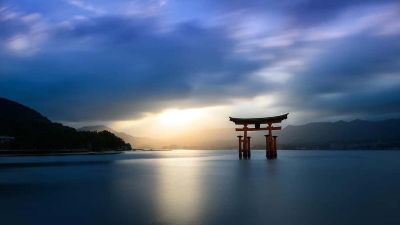 From Osaka: Hiroshima and Miyajima Day Trip by Bullet Train - Weather and what to pack for comfort