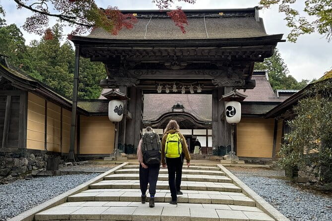 From Osaka or Kyoto: Kyoto and Nara 1-Day Bus Tour - Lunch choices: Kobe beef shabu-shabu is the big selling point