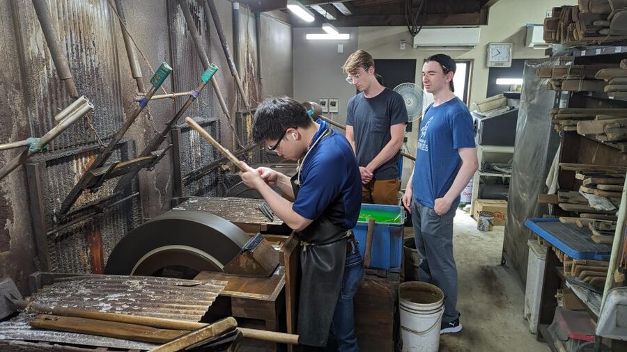 From Osaka: Sakai Knife Maker or Blacksmith Walking Tour - From Nankai Sakai Station to the sweets that set the mood