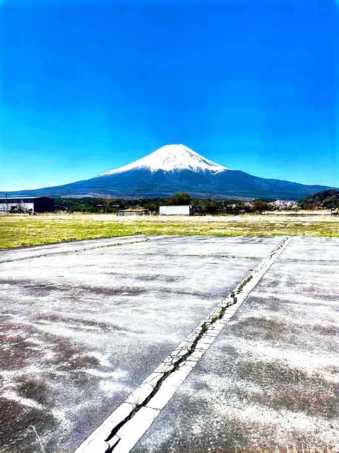 From Tokyo: Mount Fuji Full Day Private Tour English Guide - Chureito Pagoda and Arakurayama views for classic Mt. Fuji framing
