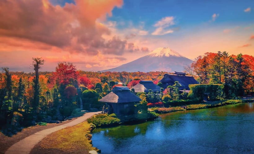 From Tokyo: Mount Fuji Full-Day Sightseeing Trip - First stop: Kawaguchiko Oishi Park and lake views that feel close to Fuji