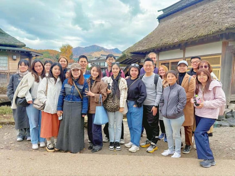 From Tokyo: Mt Fuji, Arakurayama and Kawaguchi Lake Day Trip - Arakurayama Sengen Park and the Chureito Pagoda: The Main Photo Stop
