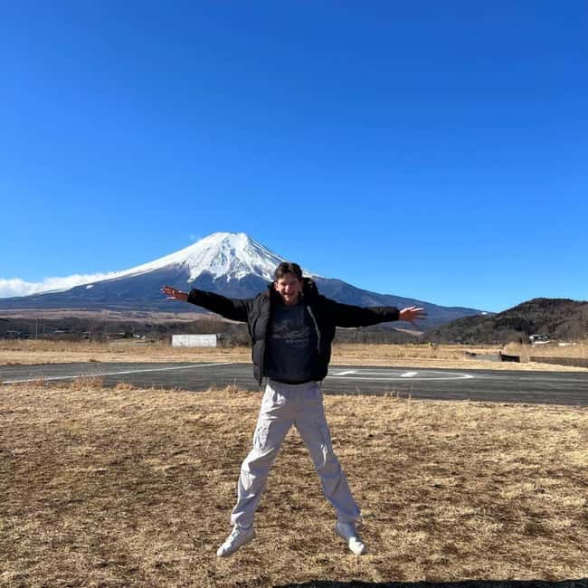 From Tokyo: Mt Fuji Private Day Tour In Luxury Land Cruiser - Arakurayama Sengen Park And Chureito Pagoda: The Most Photographed Fuji Angle