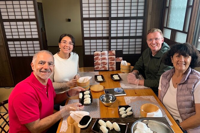 Fujisan Sushi Making Lesson - A Lesson in Fujikawaguchiko That Starts With the View